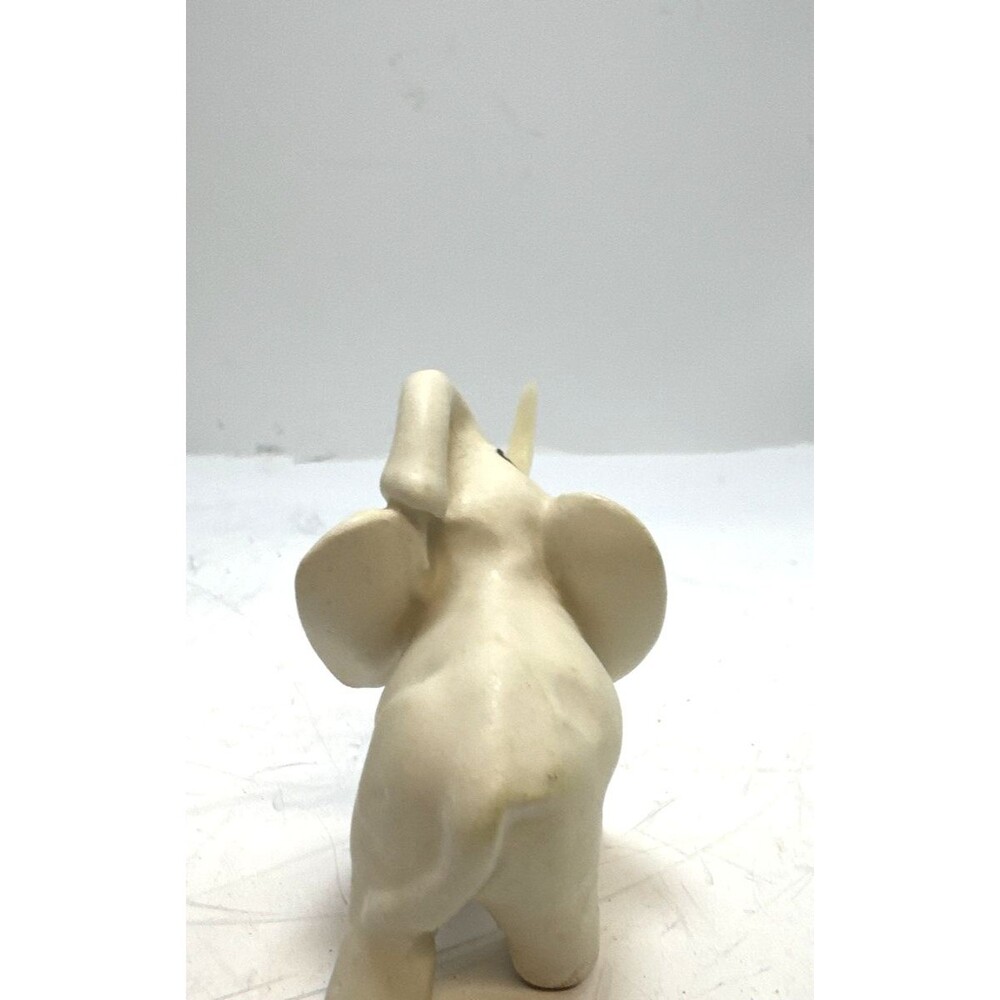 Trio Vintage Miniature Elephant Family Set of 3 Japan Bone China Dad Mom Baby - Picture 8 of 16